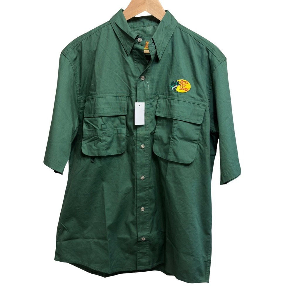 Bass Pro Shops Men's M Employee Shirt Green Fishing Utility Short Sleeve Vtg